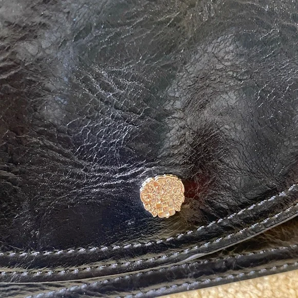 Vince Camuto Black belt bag. Gently worn great condition. - Picture 4 of 4